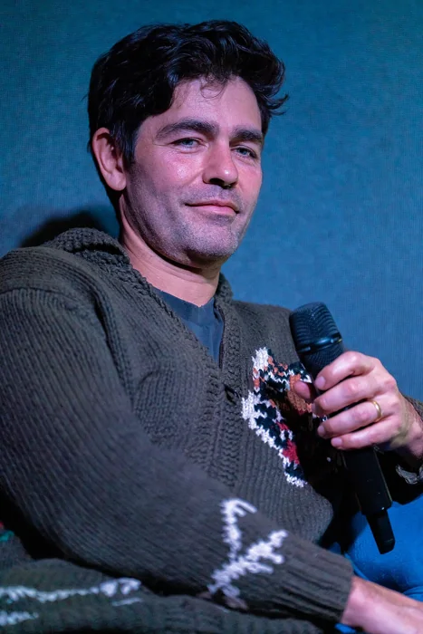 Retrato de Adrian Grenier
