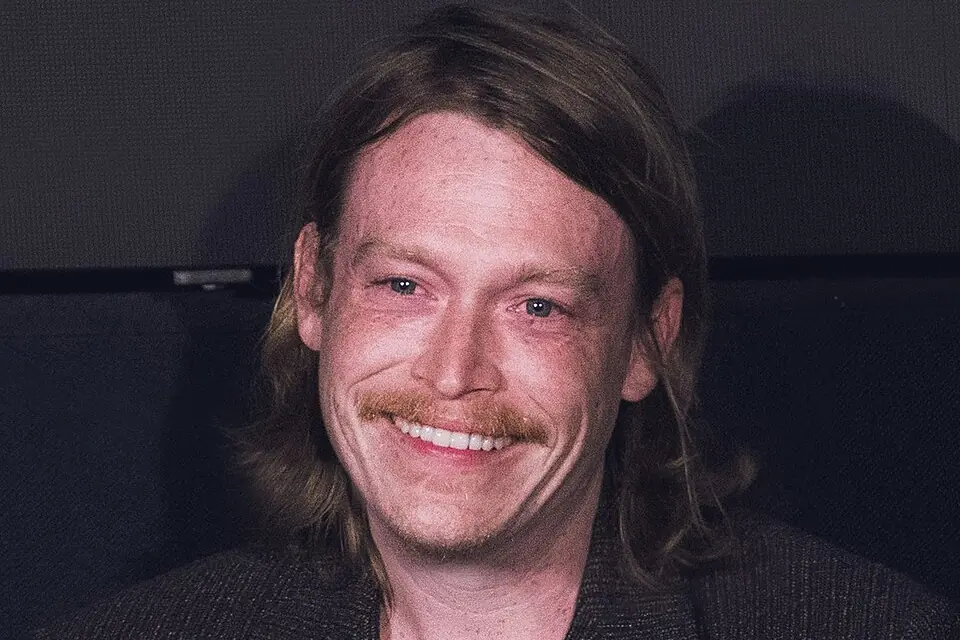 Fotografia de Caleb Landry Jones